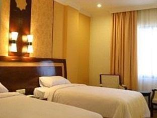 Semarak International Hotell Medan Exteriör bild